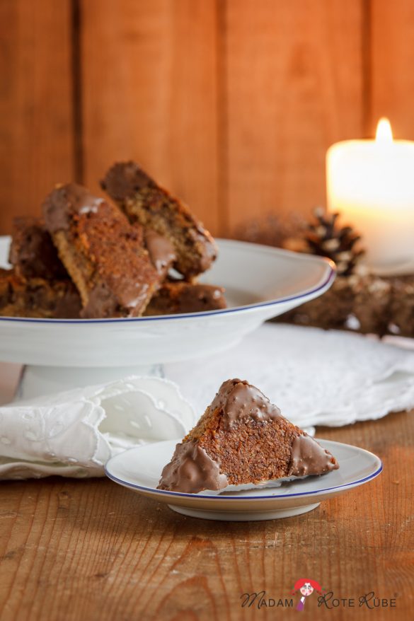 Madam Rote Rübe - Nussecken mit Vollkorn und Honig schmecken köstlich