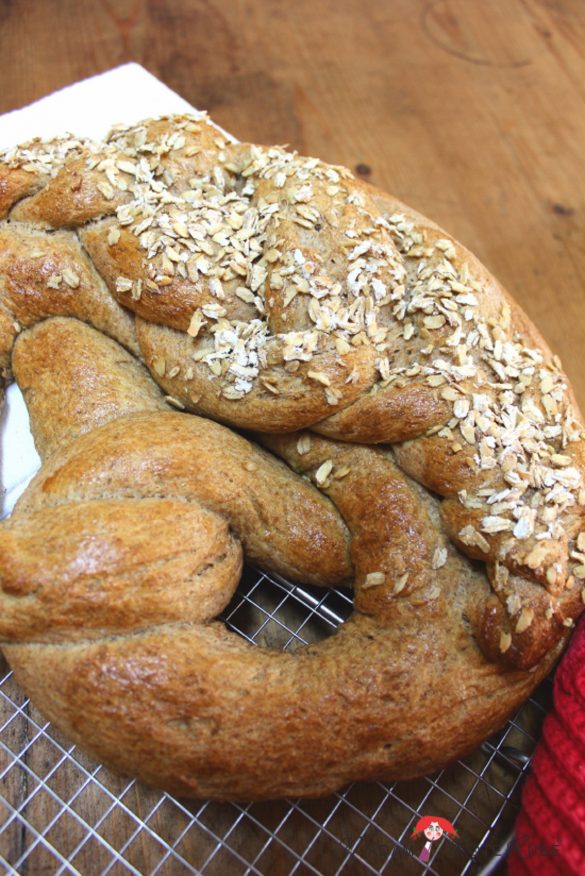 Madam Rote Rübe - Glücksbringer Vollkorn-Neujahrsbrezel aus der Landküche