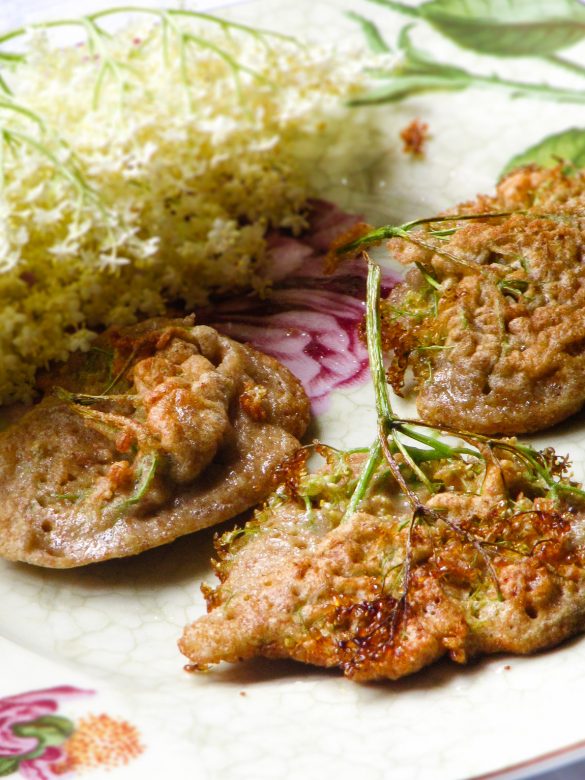 Madam Rote Rübe - Holler-Vollkornküchlein Blütenwolke