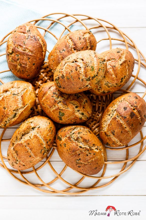 Madam Rote Rübe - Kräuter-Vollkorn-Brötchen
