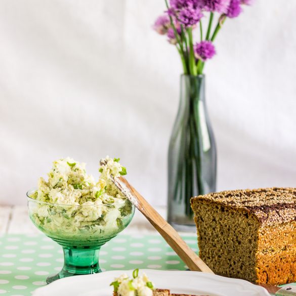 Lauchzwiebel-Ziegenfrischkäse-Aufstrich - Madam Rote Rübe