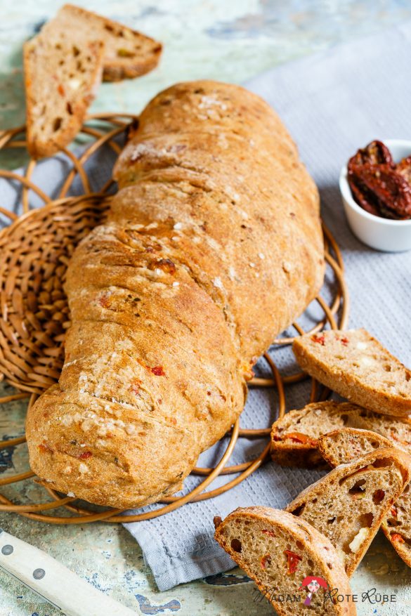 Madam Rote Rübe - Mediterranes Wurzelbrot