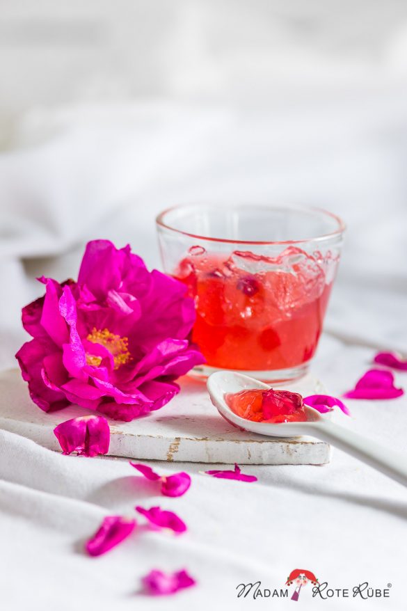 Madam Rote Rübe - Rosengelee mit Sekt