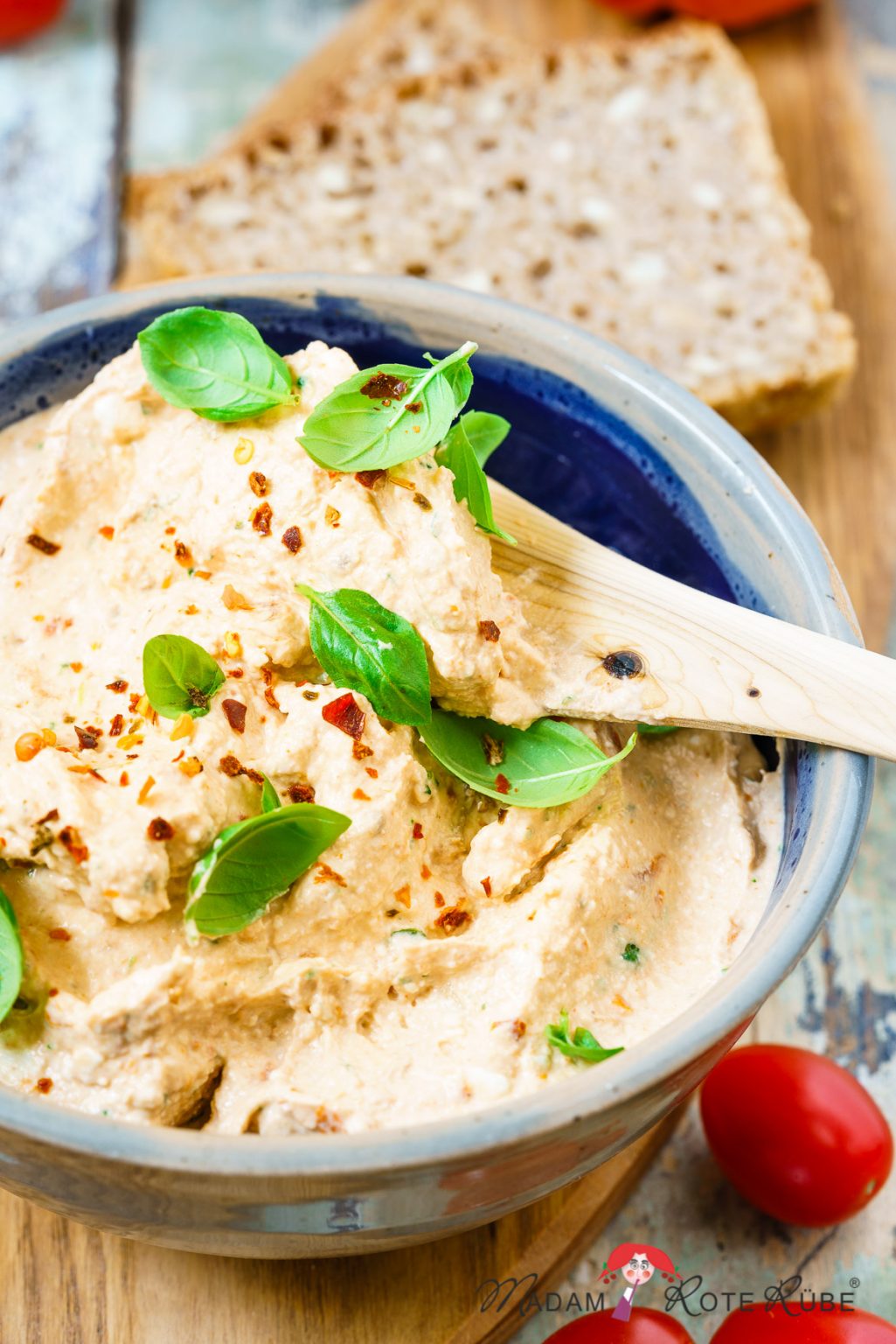 Feta-Basilikum-Creme - das allerbeste und einfachste Rezept - Madam ...