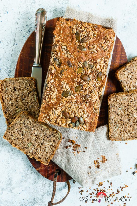Madam Rote Rübe - Gesundes Pausensnack-Vollkornbrot mit Saaten und Kerne