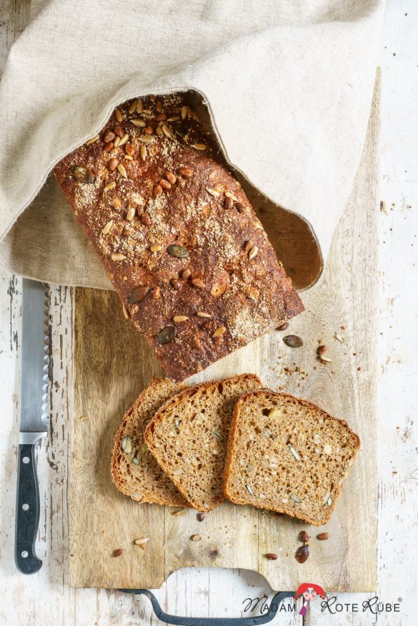 Madam Rote Rübe - Fitness-Weizenvollkornbrot mit Kerne, Möhren und Sauerteig-Anstellgut