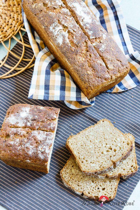 Saftiger Vollkorn-Vesperlaib mit Sonnenblumenkerne und Lievito Madre ... Saftiger Vollkorn-Vesperlaib mit Sonnenblumenkerne und Lievito Madre ...