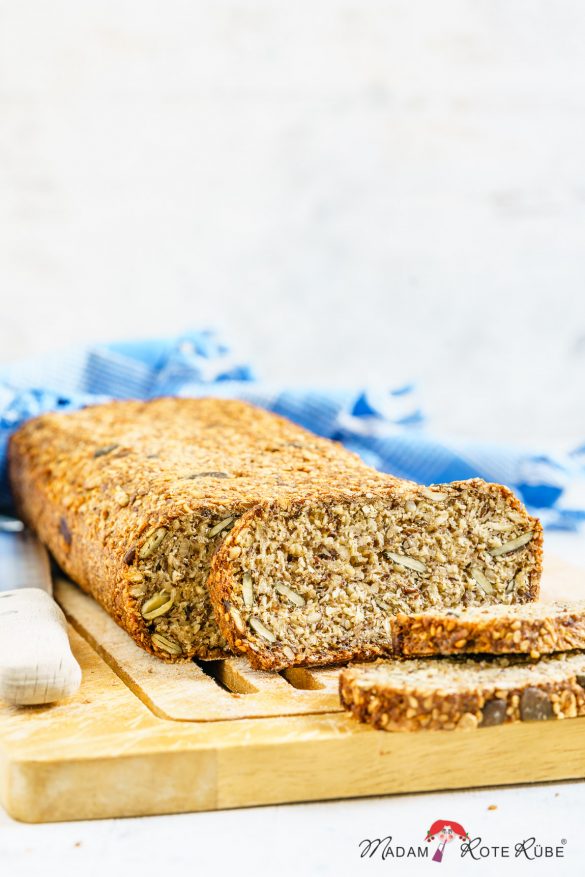 Madam Rote Rübe - 5-Minuten-Haferbrot und eine Buchvorstellung "Australia - Living & Eating" von Harriet Birrell