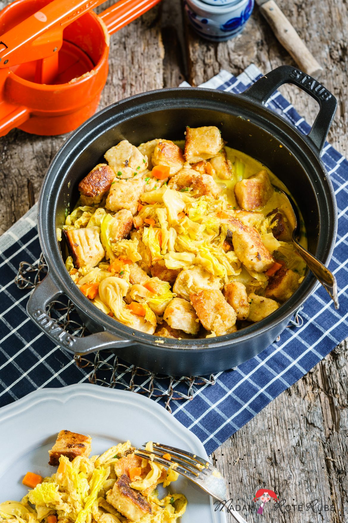 Madam Rote Rübe - gebratene Kartoffelgnocchi auf Wirsinggemüse