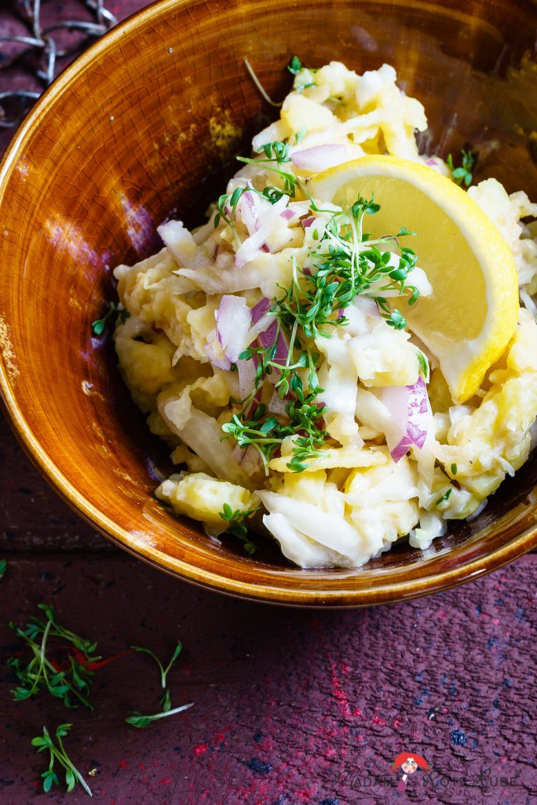 Madam Rote Rübe - Kartoffelsalat mit Chinakohl und Sahne-Zwiebel-Soße
