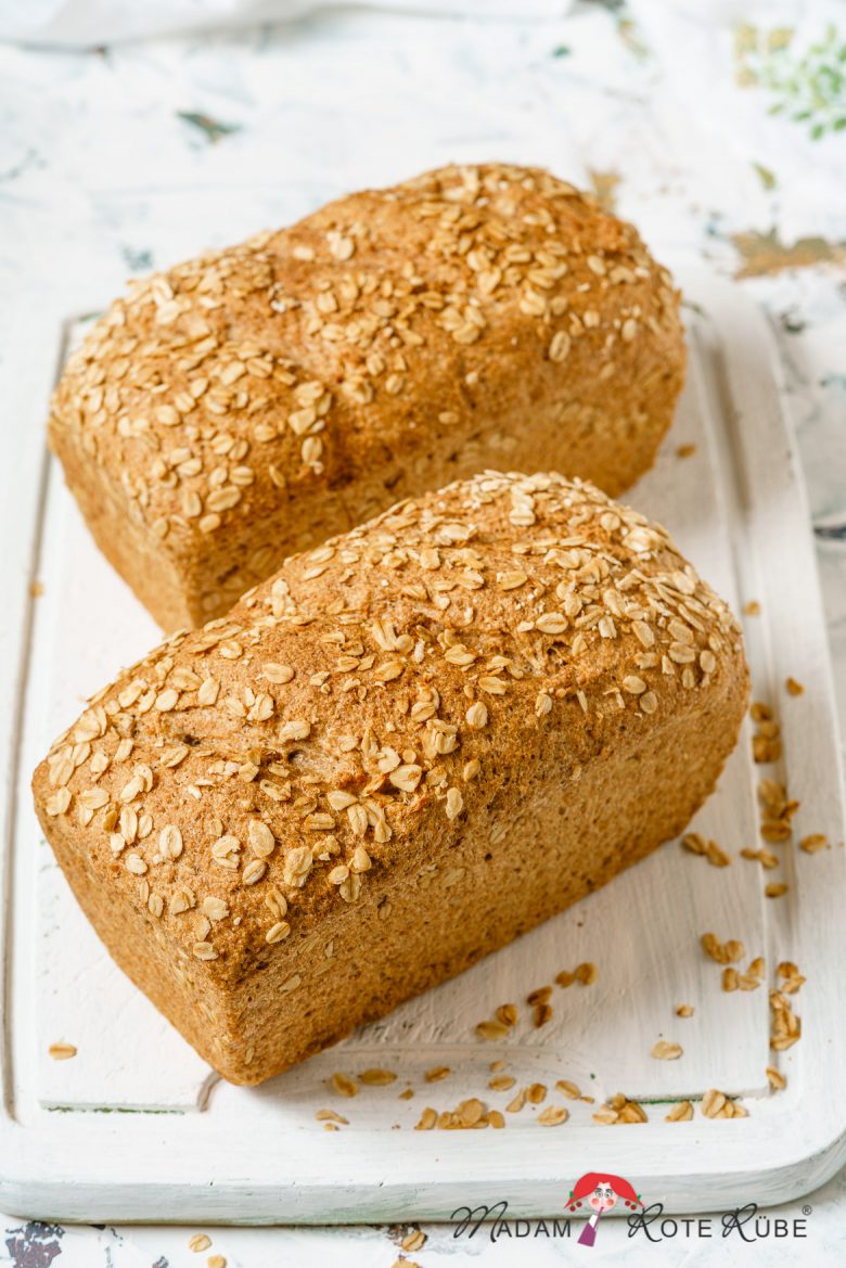 Hafer-Volllkorn-Toastbrot - Madam Rote Rübe
