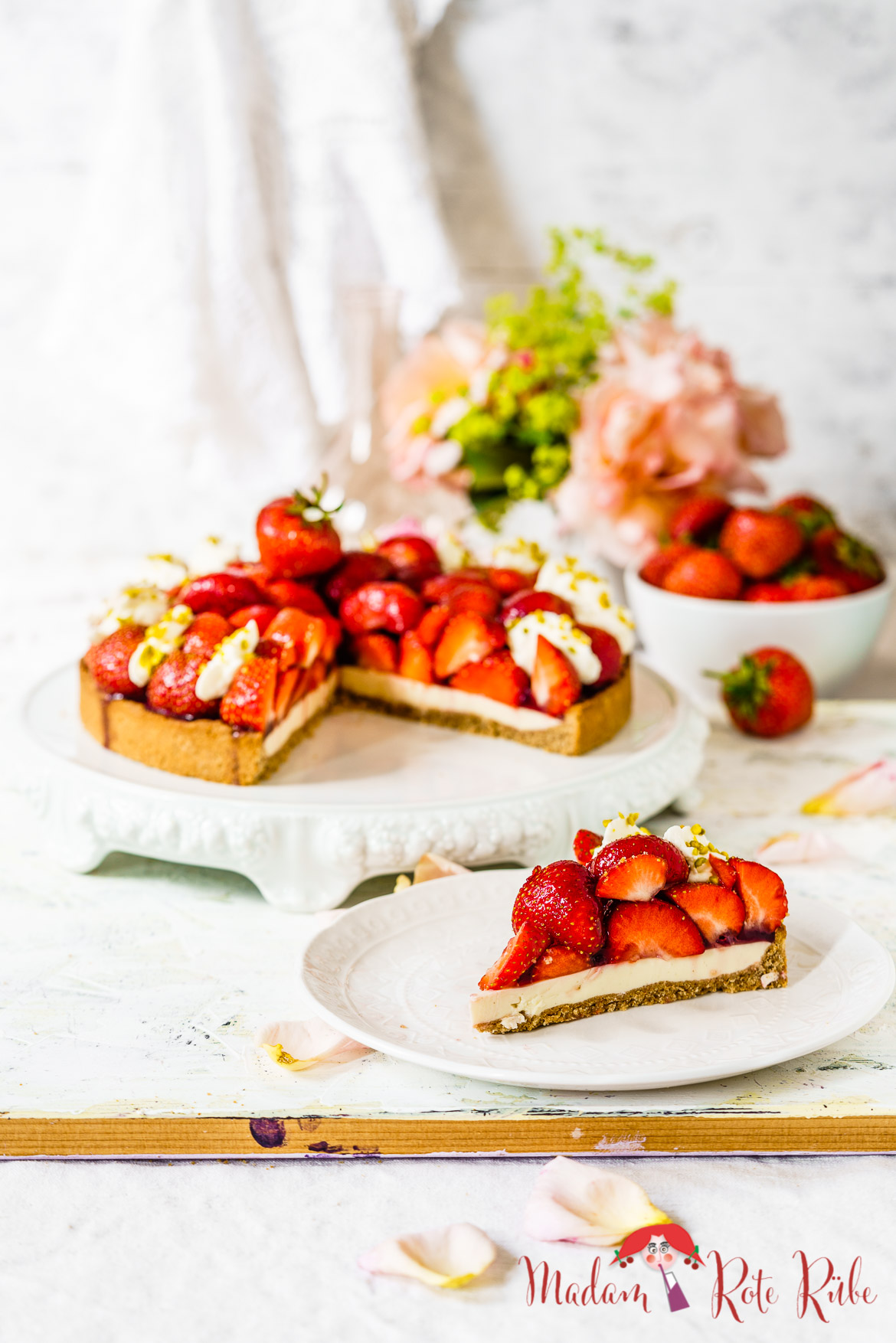 Madam Rote Rübe - Erdbeer-Vollkornkuchen mit Vanillecreme