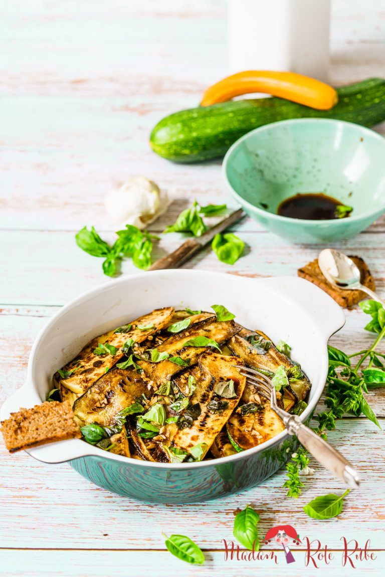 Zucchini-Antipasti auf neapolitanische Art - Madam Rote Rübe