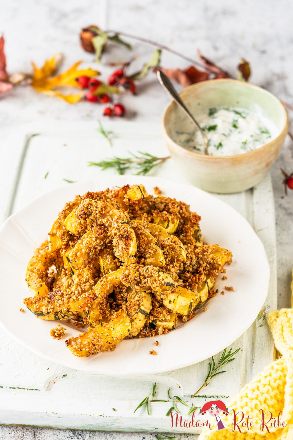 Madam Rote Rübe - Gerösteter Delicata-Kürbis mit würzigem Hafer-Crunch