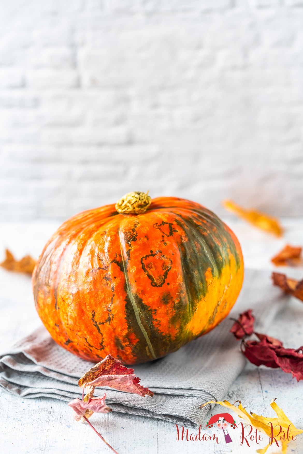 Butteriges Kürbispüree mit Endiviensalat und Kürbiskernöl - Madam Rote Rübe