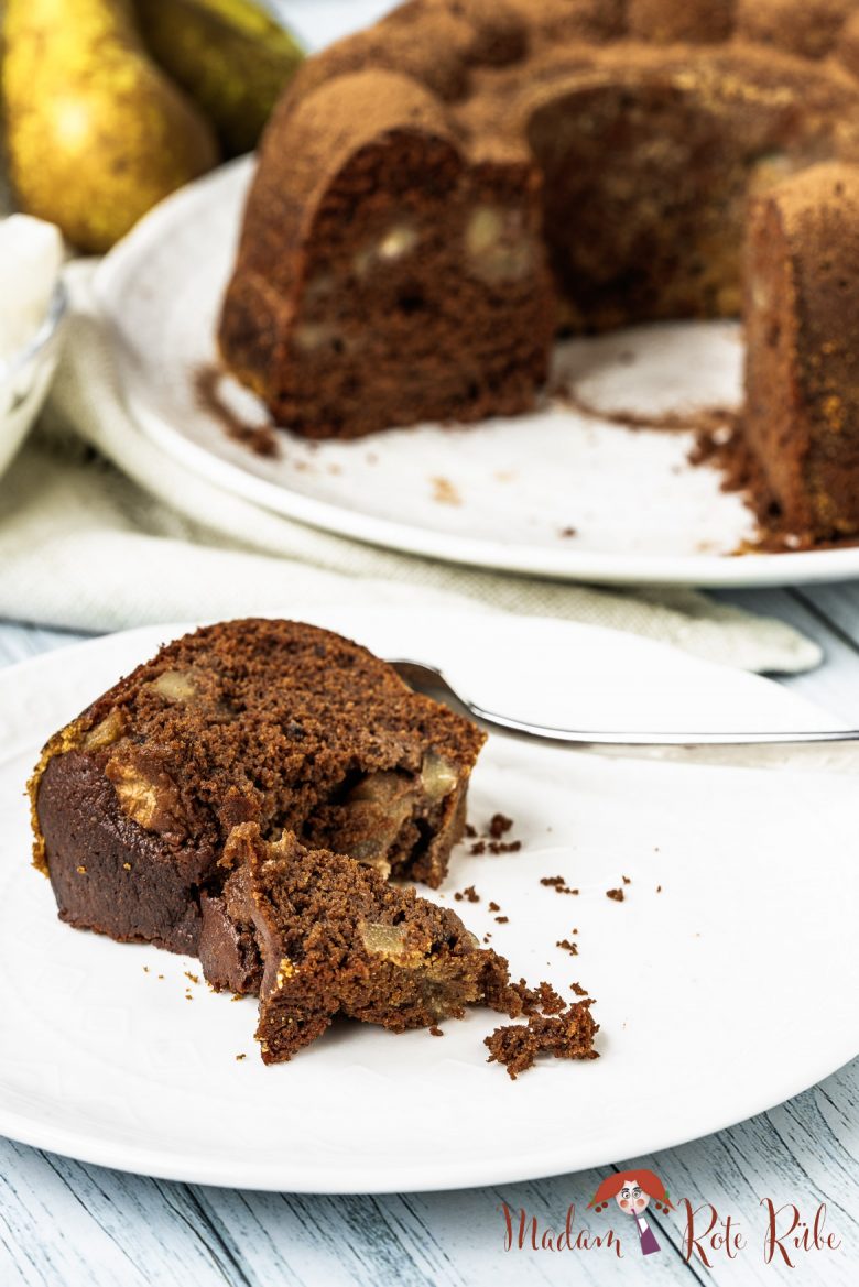 Würzig-schokoladiger Birnen-Vollkorn-Gugelhupf - Madam Rote Rübe